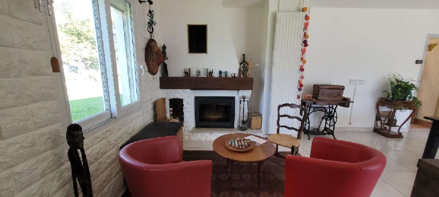  à vendre maison Saint-Jean-d'Angély Charente-Maritime 4