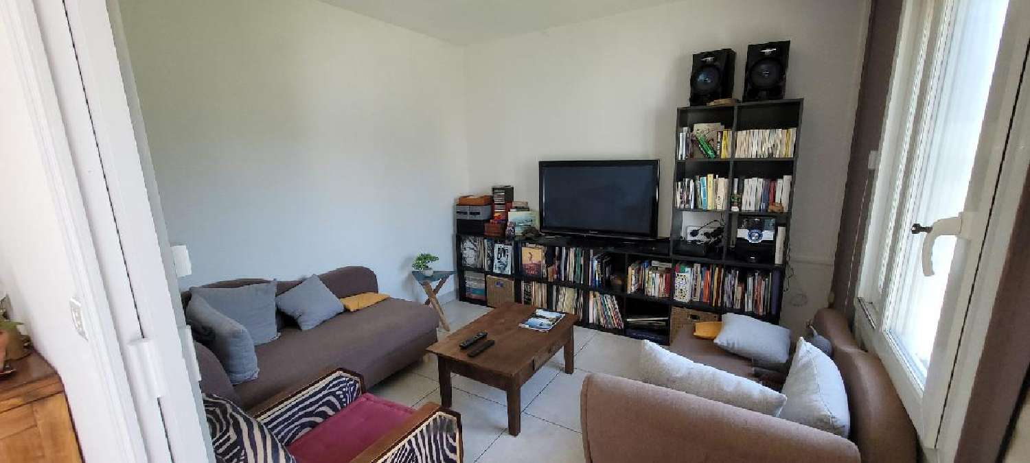  à vendre maison Saint-Jean-d'Angély Charente-Maritime 5