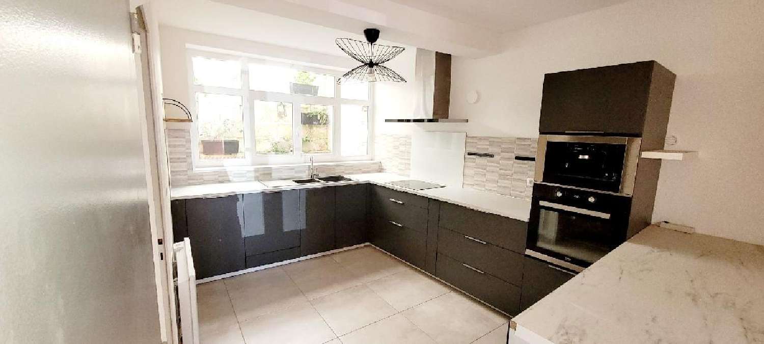  te koop huis Saint-Jean-d'Angély Charente-Maritime 2