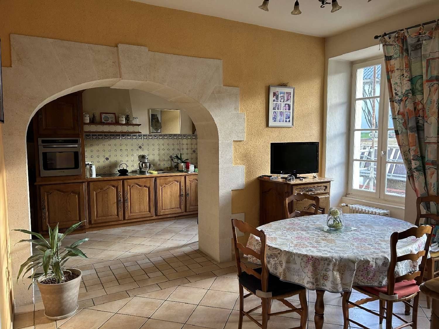  for sale house Saint-Jean-d'Angély Charente-Maritime 3