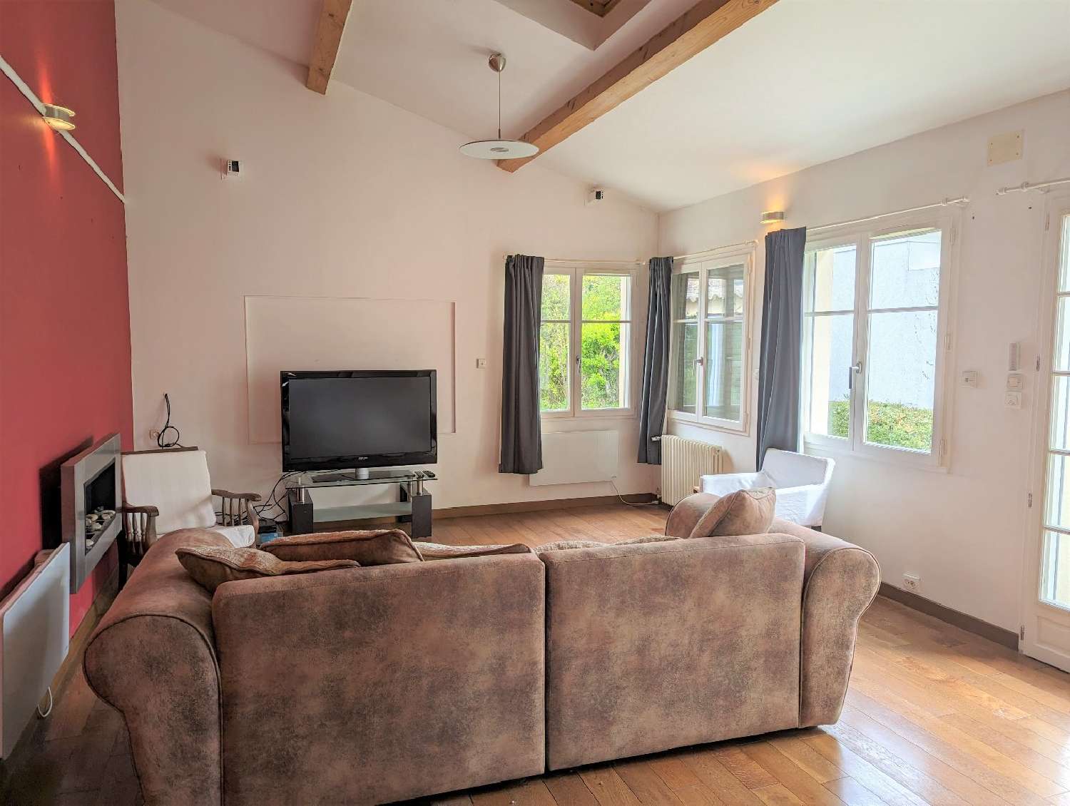  à vendre maison Saint-Jean-d'Angély Charente-Maritime 3