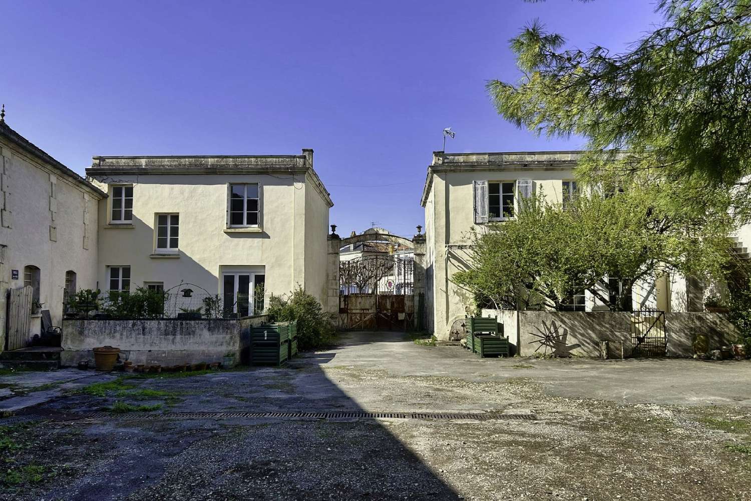  te koop huis Saint-Jean-d'Angély Charente-Maritime 3