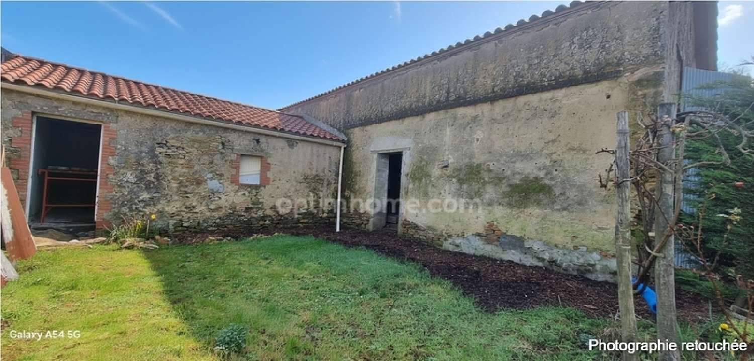  for sale house Saint-Julien-des-Landes Vendée 5