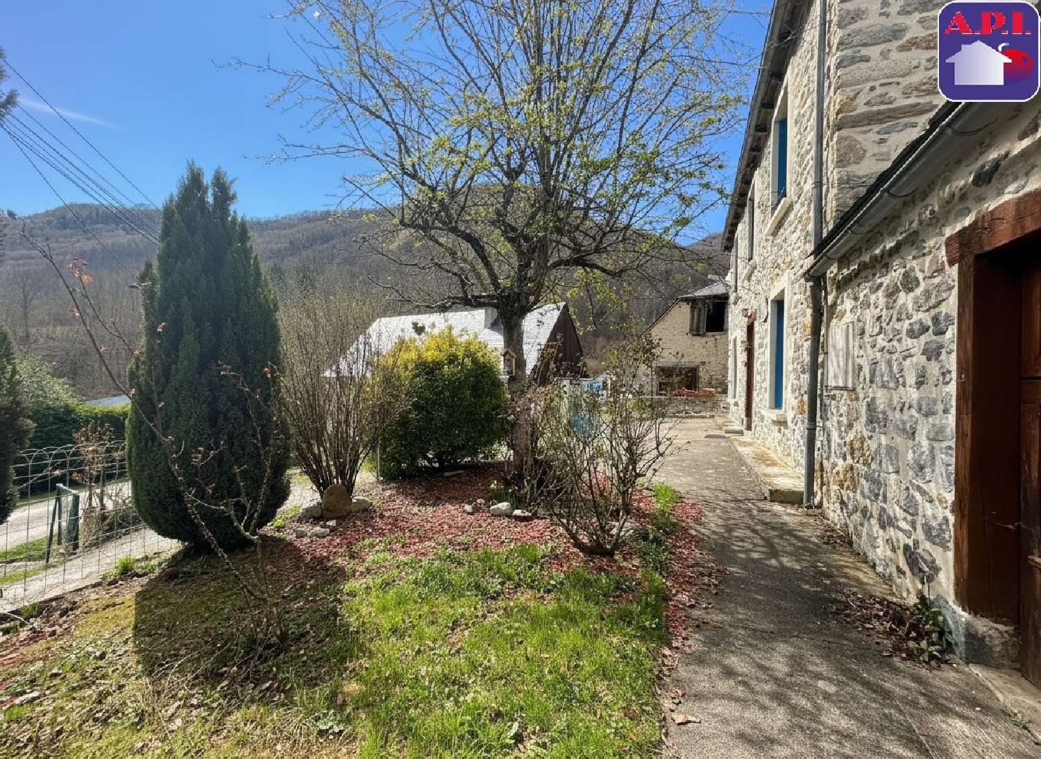  for sale house Saint-Lary Ariège 3