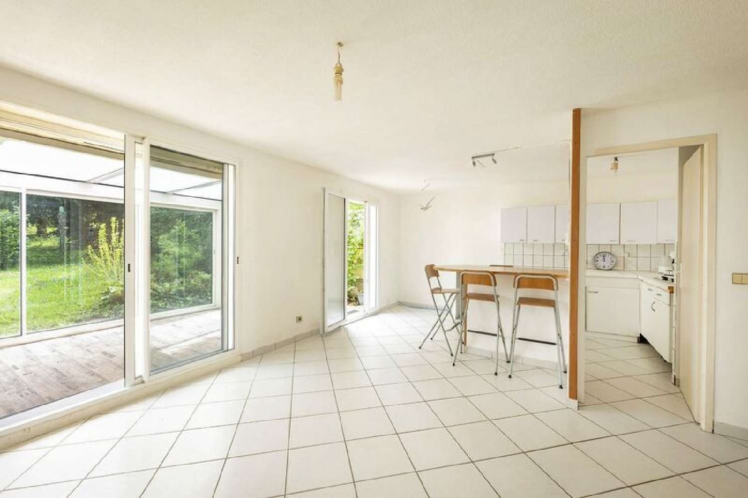  for sale house Saint-Louis-de-Montferrand Gironde 4