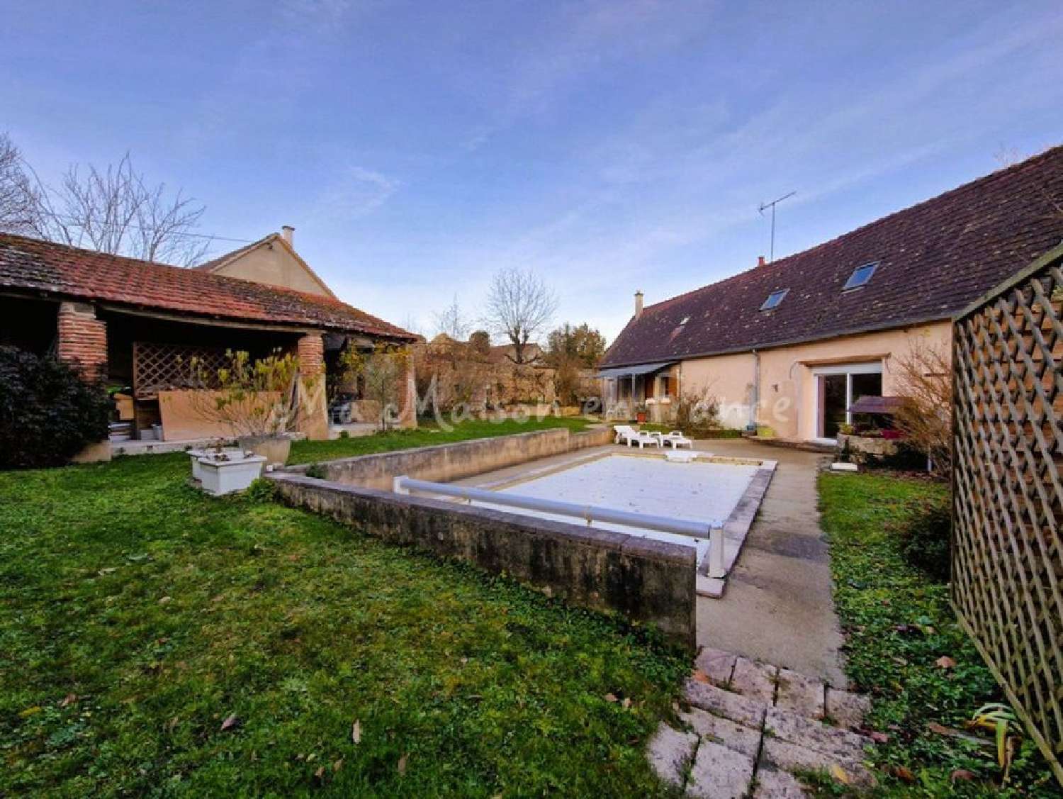  en venta casa Saint-Pourçain-sur-Sioule Allier 1