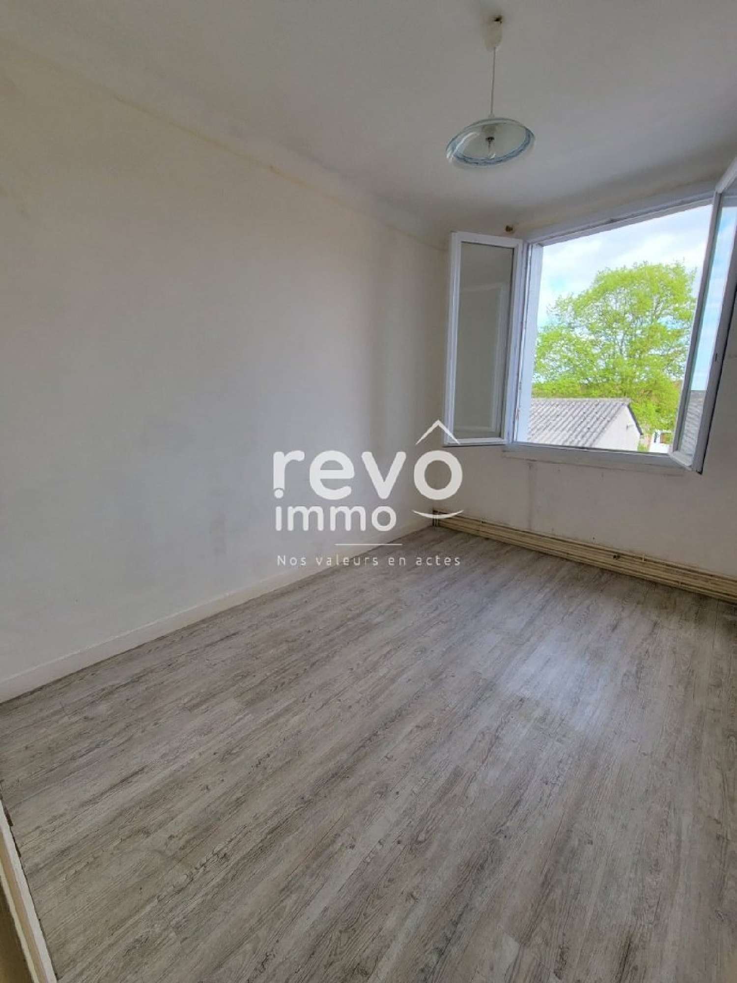  for sale house Saint-Rémy-en-Mauges Maine-et-Loire 7