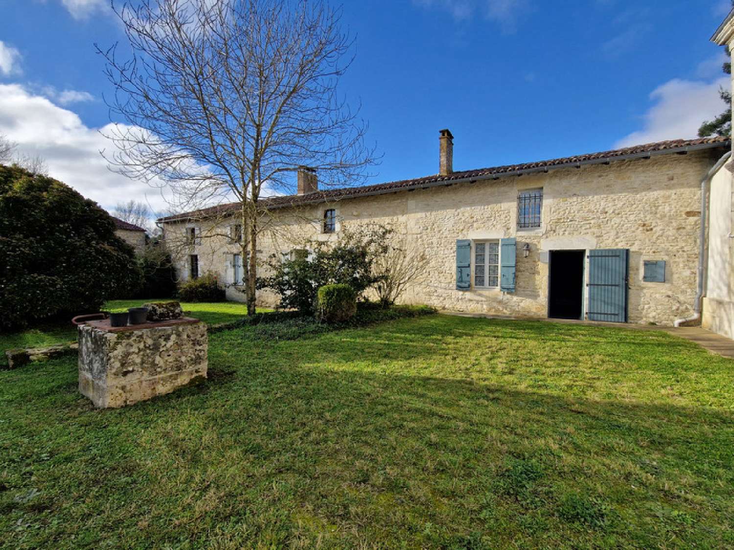  for sale house Saint-Savinien Charente-Maritime 3