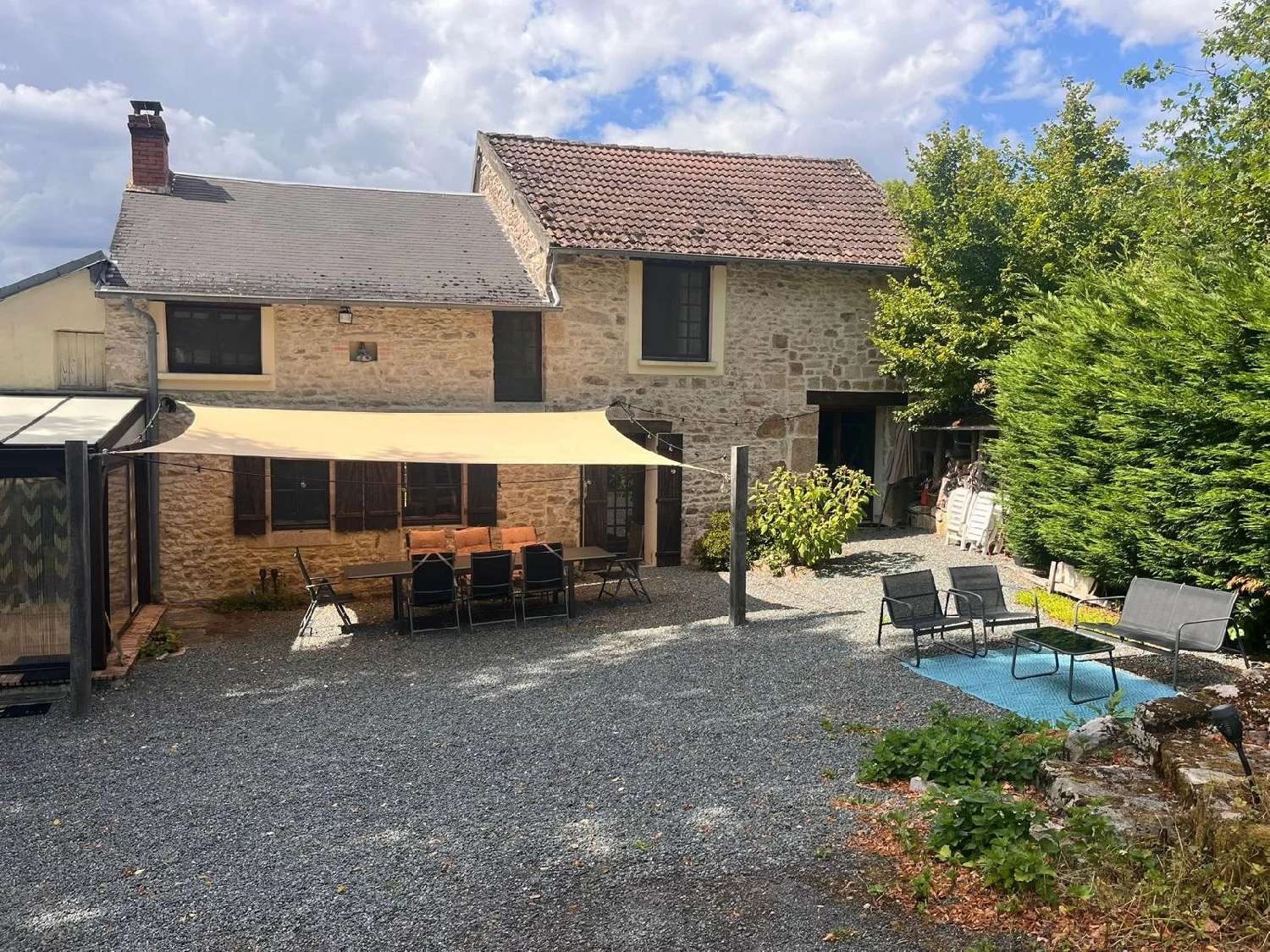 en venta casa Saint-Silvain-sous-Toulx Creuse 2