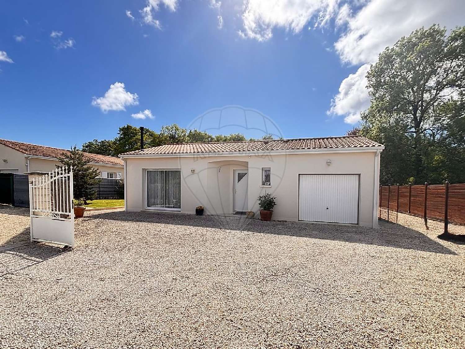  à vendre maison Saint-Sulpice-de-Royan Charente-Maritime 2