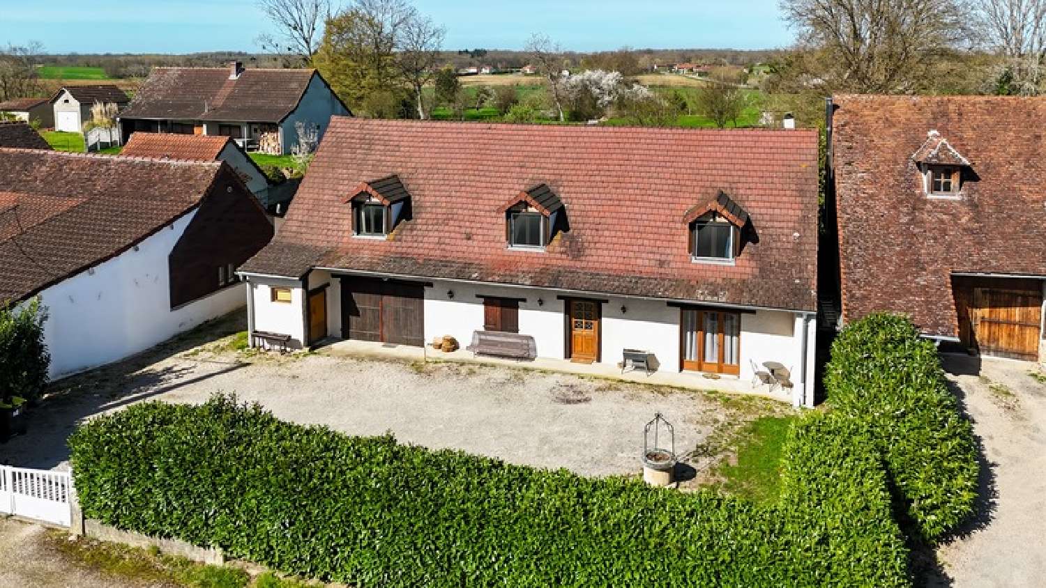  en venta casa Savigny-en-Revermont Saône-et-Loire 1