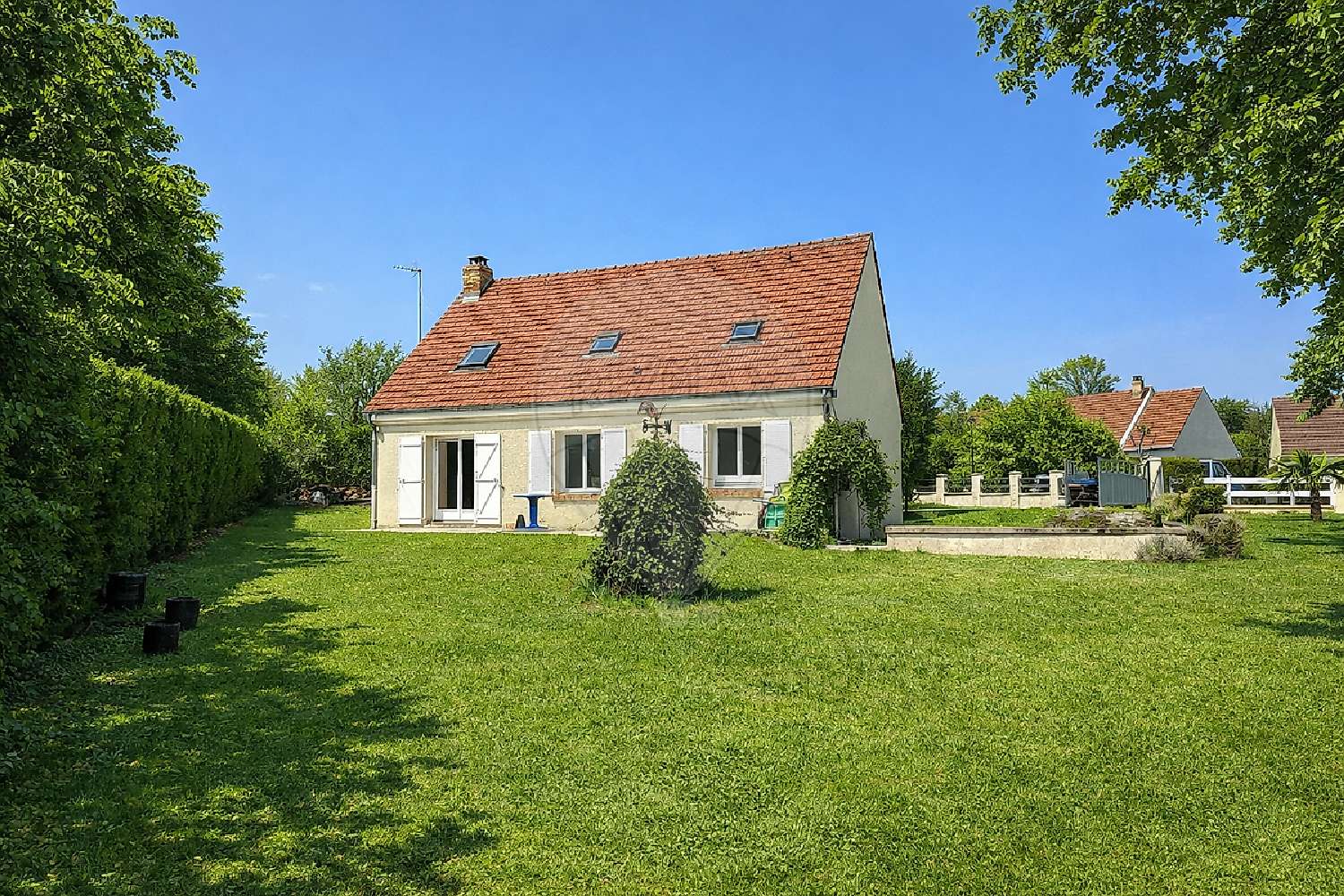  for sale house Senlis Oise 1