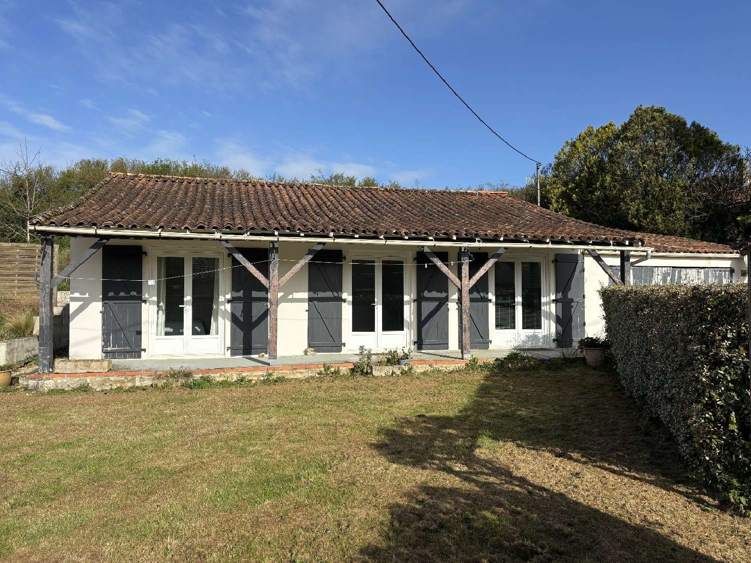  for sale house Surin Vienne 1