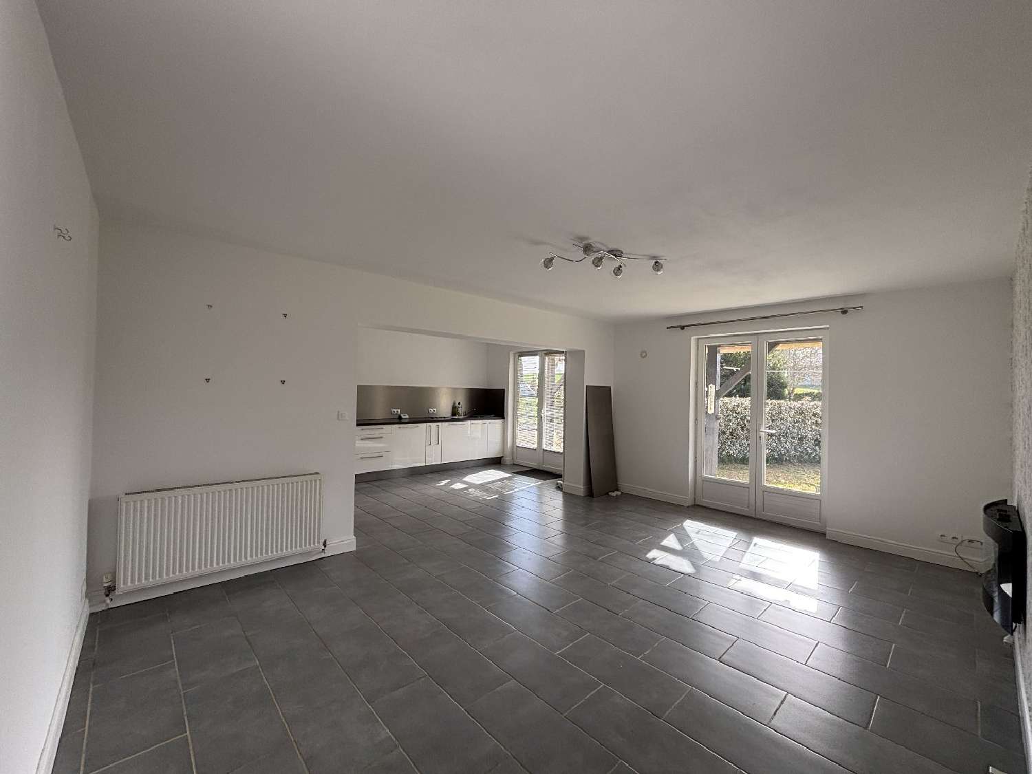  for sale house Surin Vienne 4