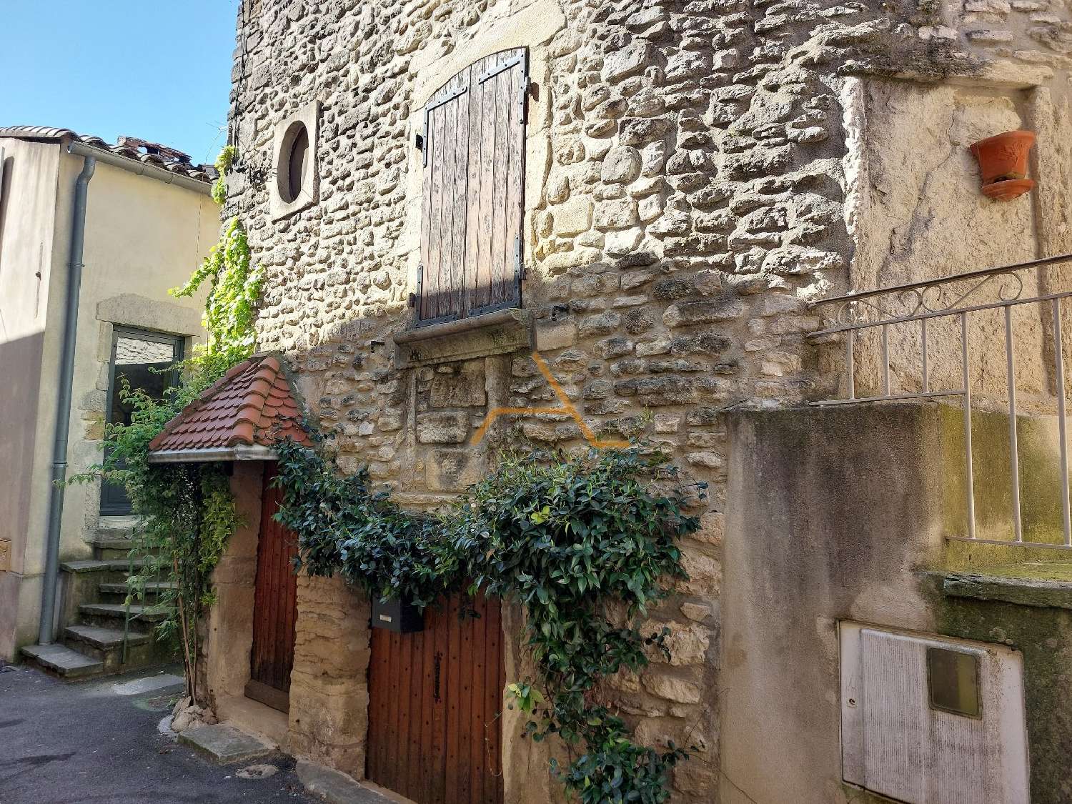  te koop huis Taulignan Drôme 2