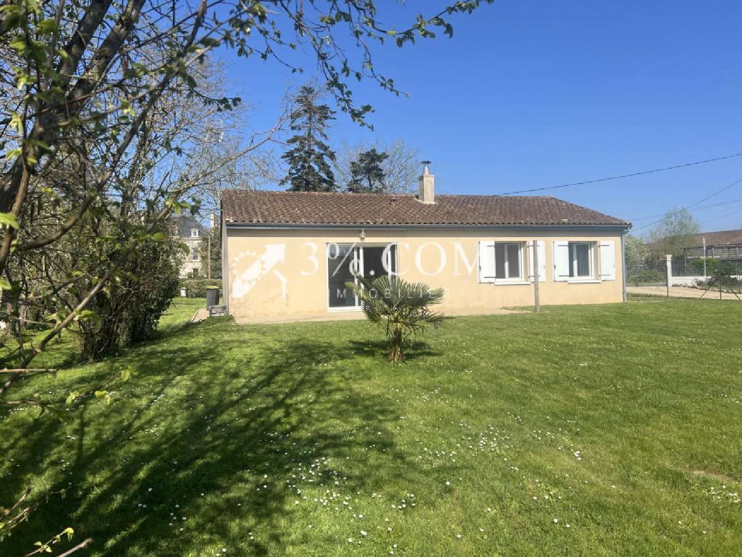  te koop huis Tercé Vienne 1