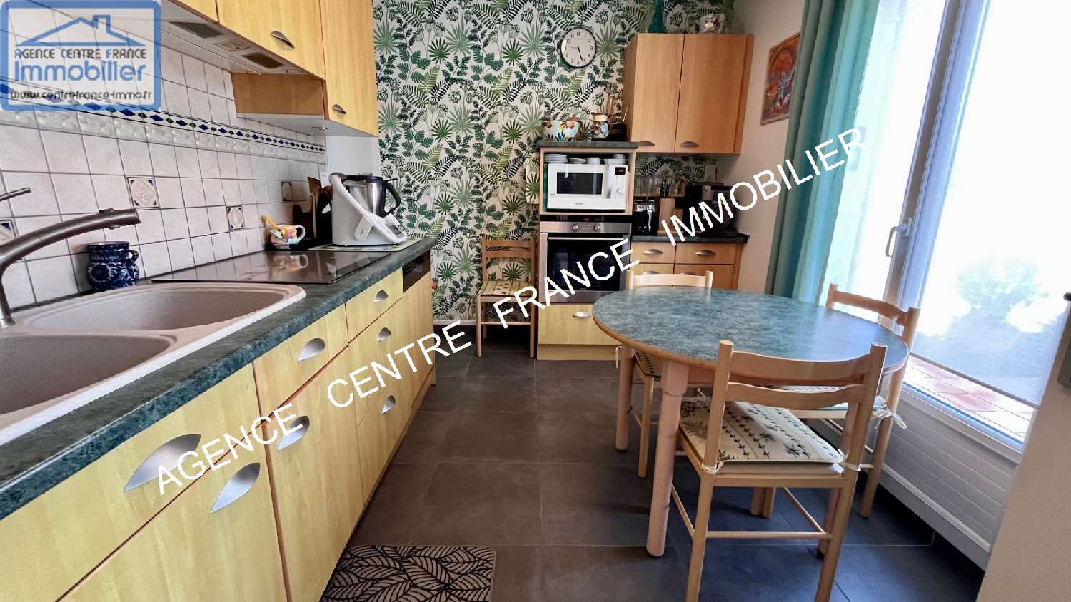  te koop huis Trouy Cher 3