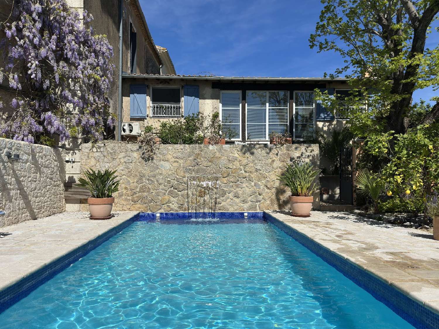 en venta casa Vailhan Hérault 2