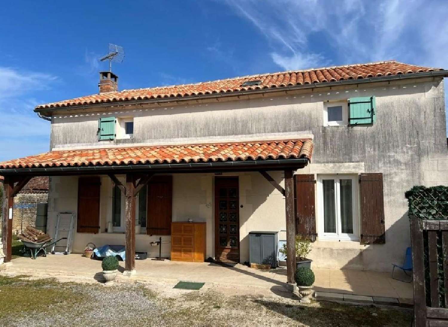  te koop huis Villefagnan Charente 2