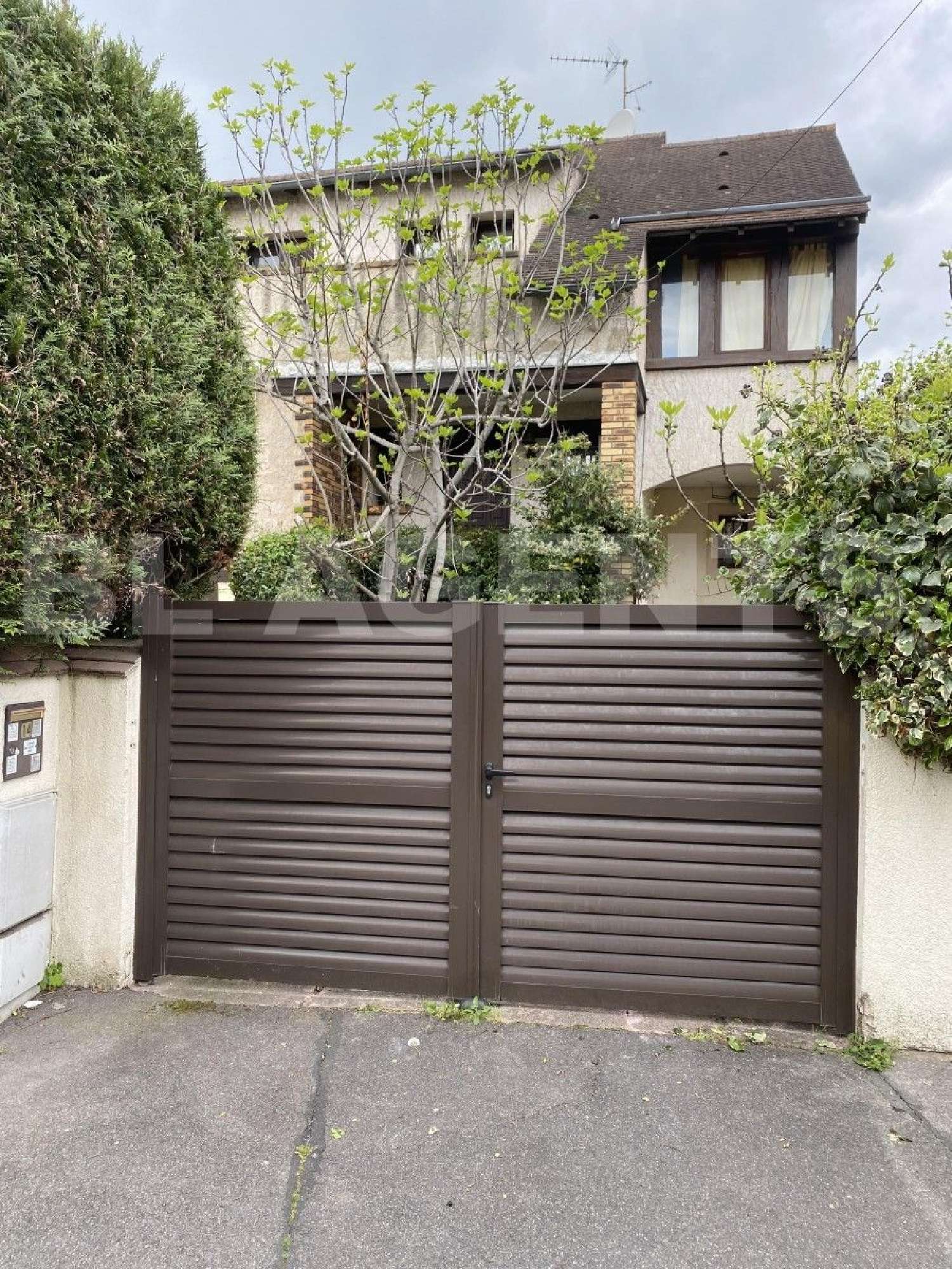  te koop huis Viry-Châtillon Essonne 1