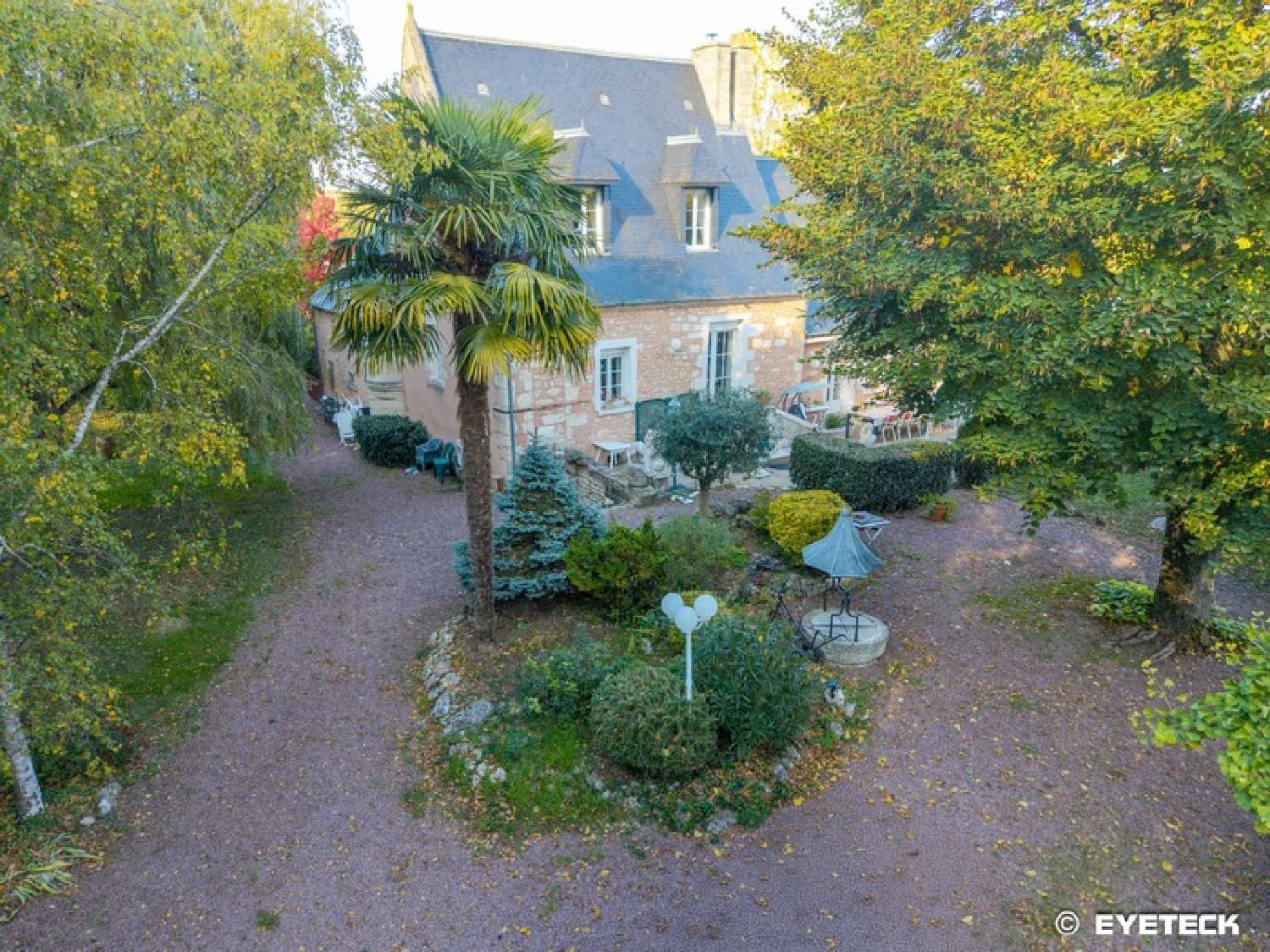 te koop herenhuis Saint-Germain-du-Puy Cher 1