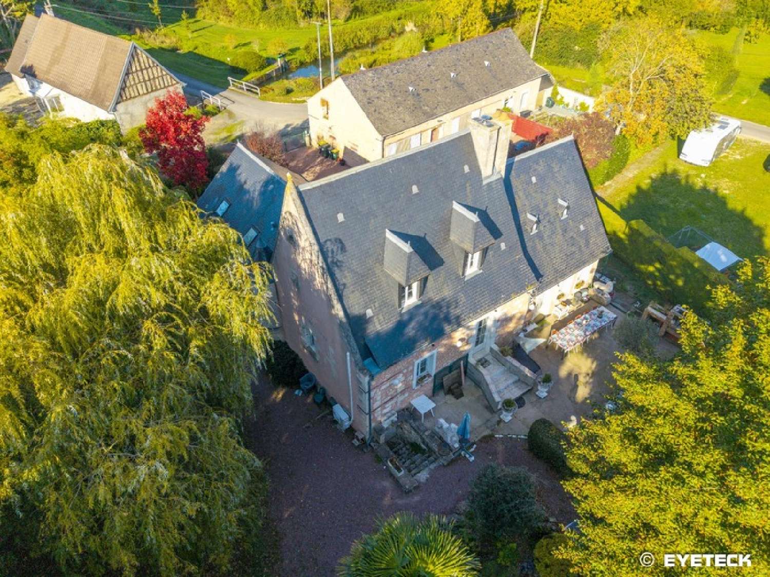 te koop herenhuis Saint-Germain-du-Puy Cher 3