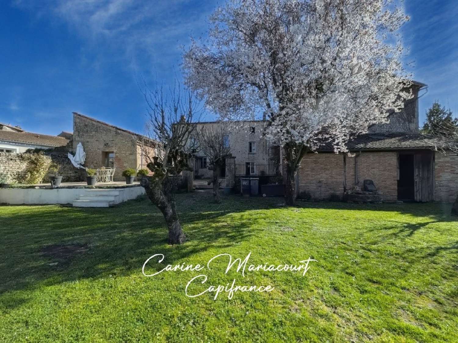  à vendre maison bourgeoise Saint-Maixent-l'École Deux-Sèvres 1