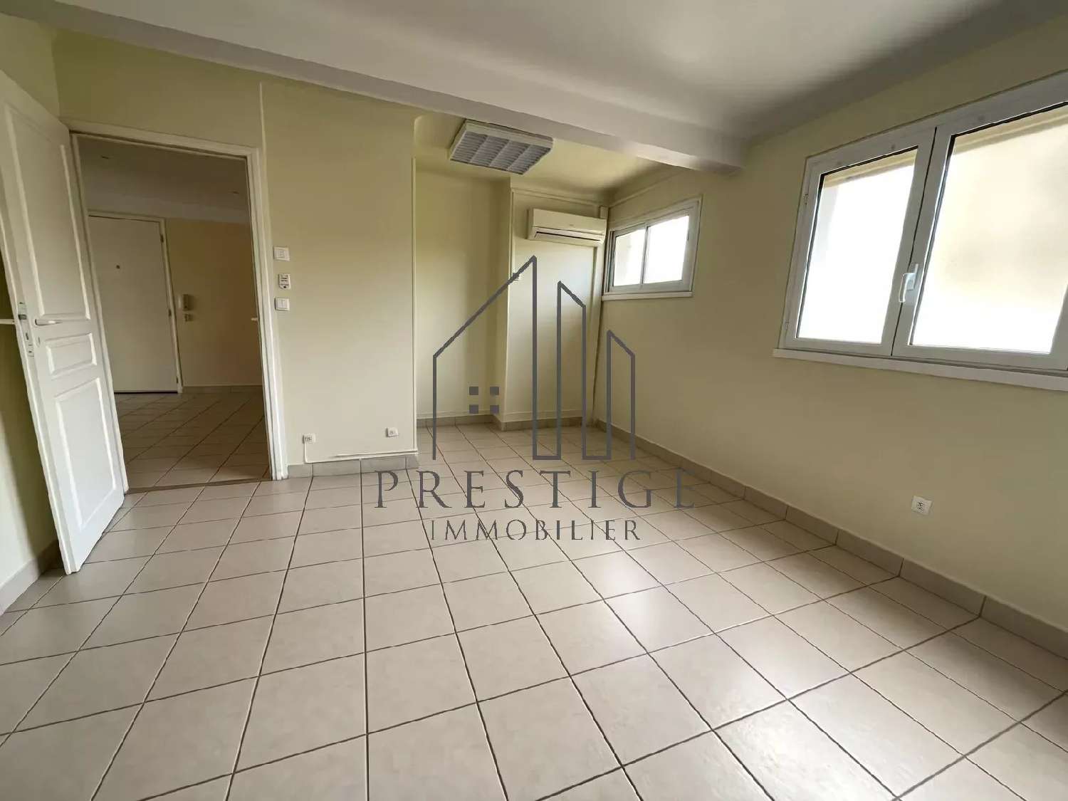  te koop kantoor Aubagne Bouches-du-Rhône 2