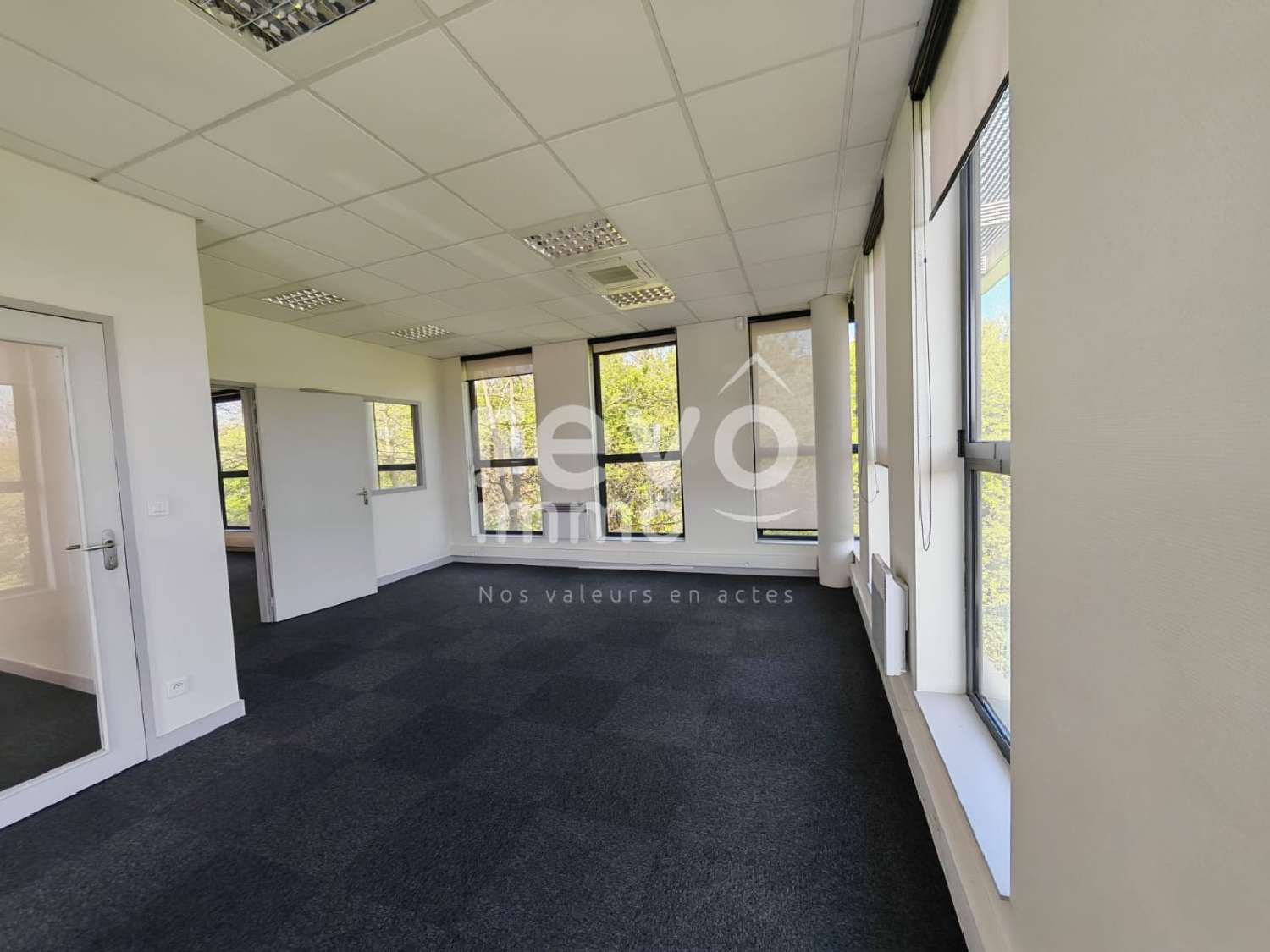  for sale office Beaucouzé Maine-et-Loire 2