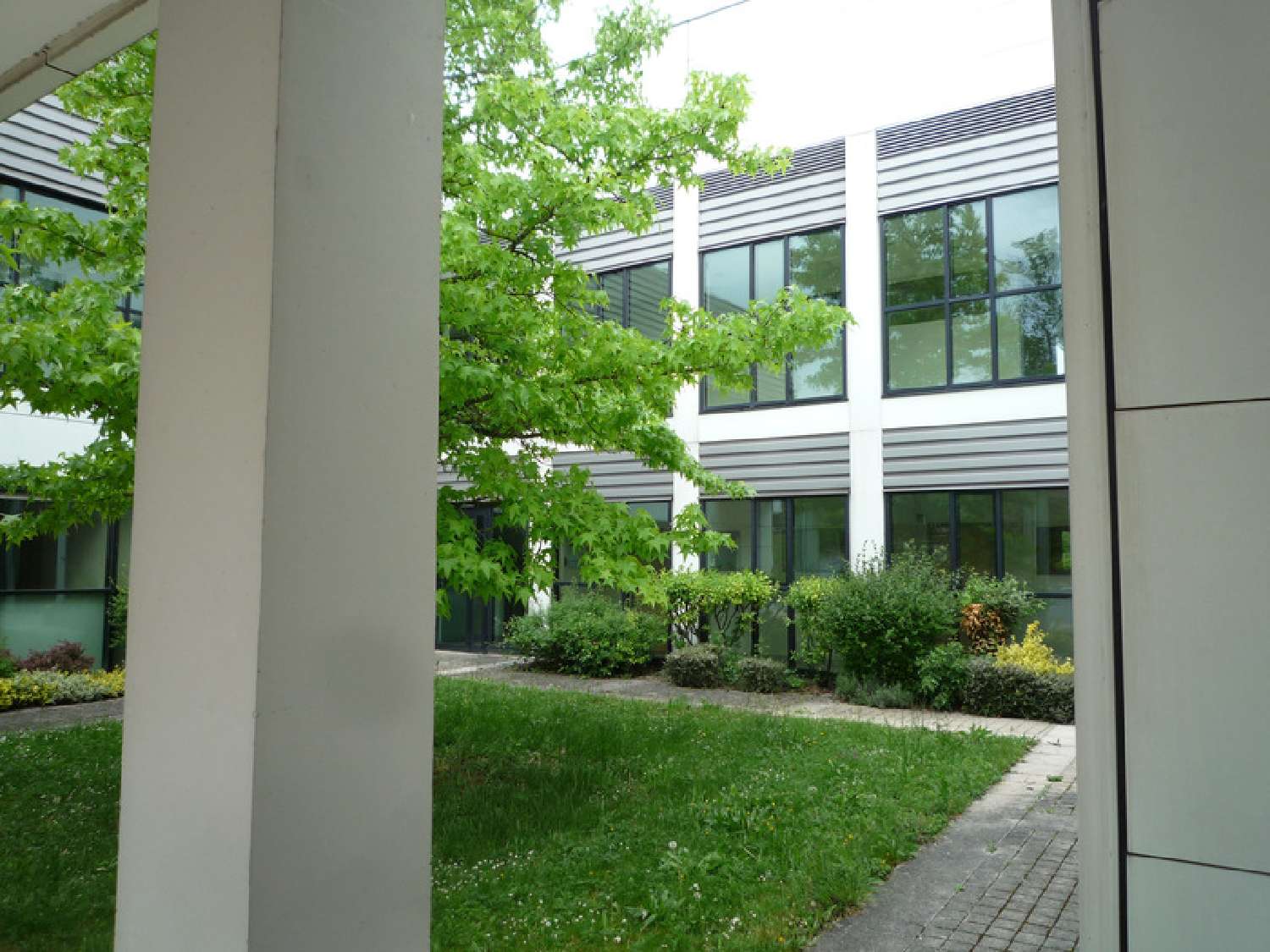  for sale office Chierry Aisne 2