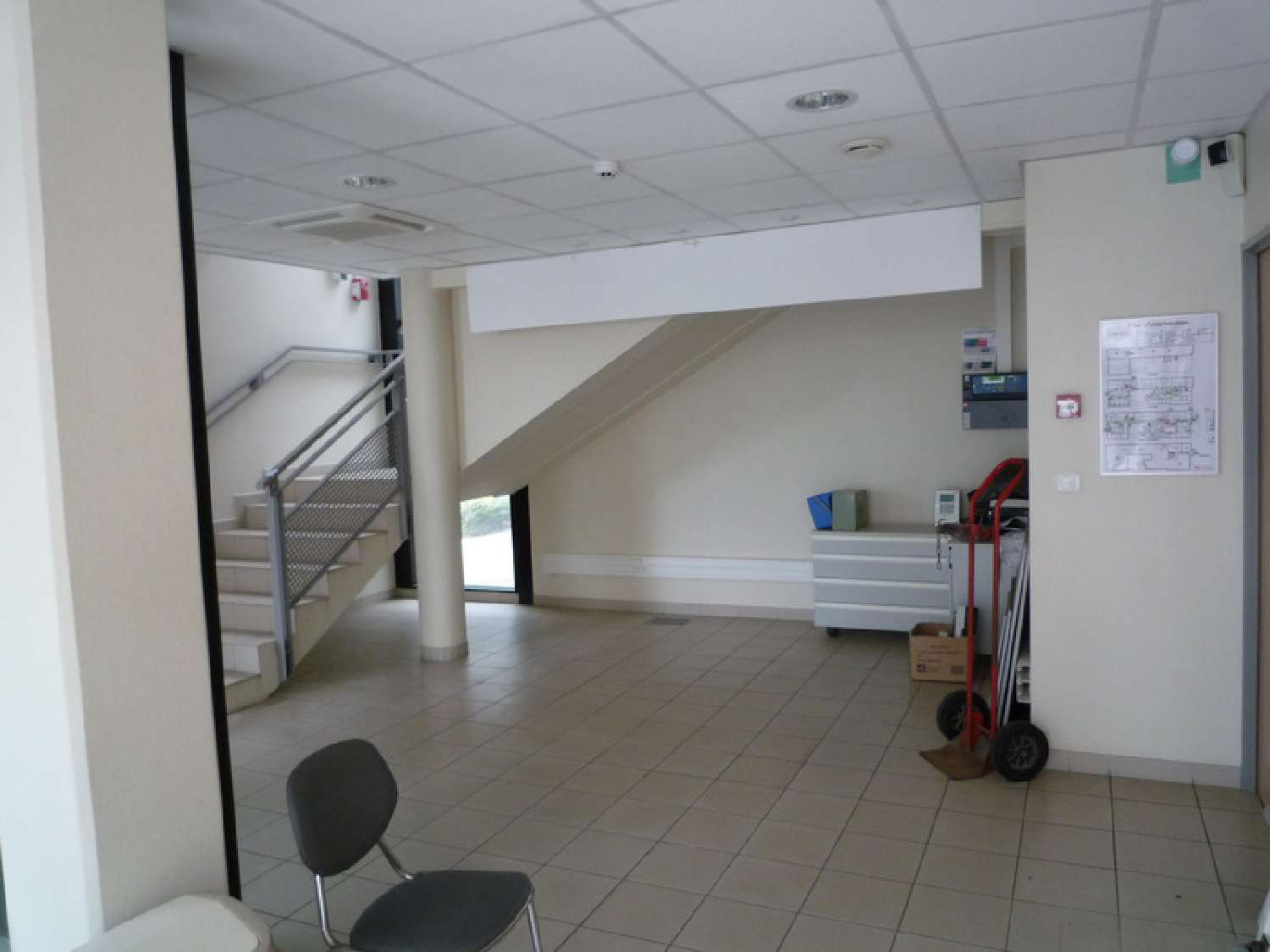  for sale office Chierry Aisne 4