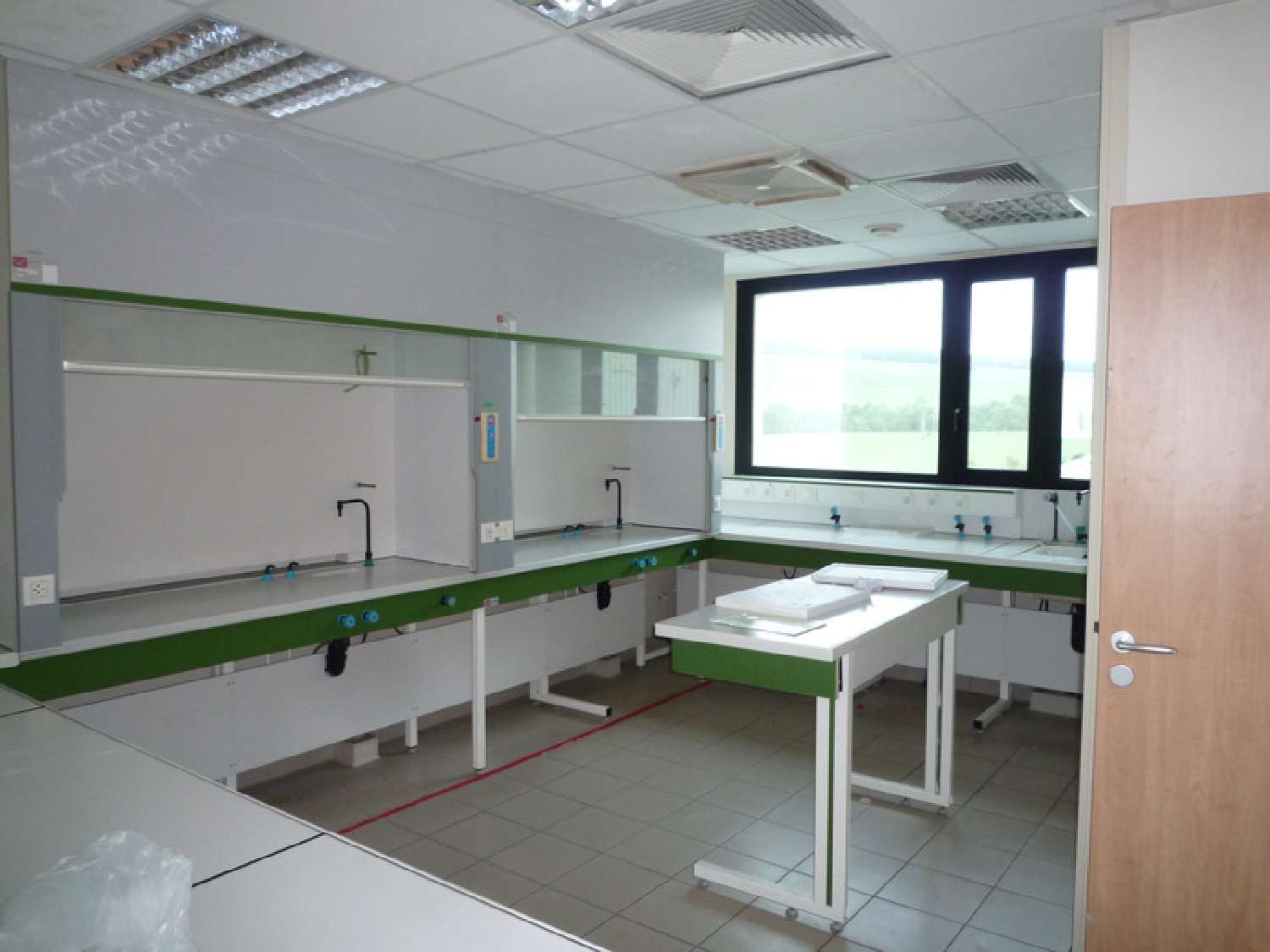  for sale office Chierry Aisne 6