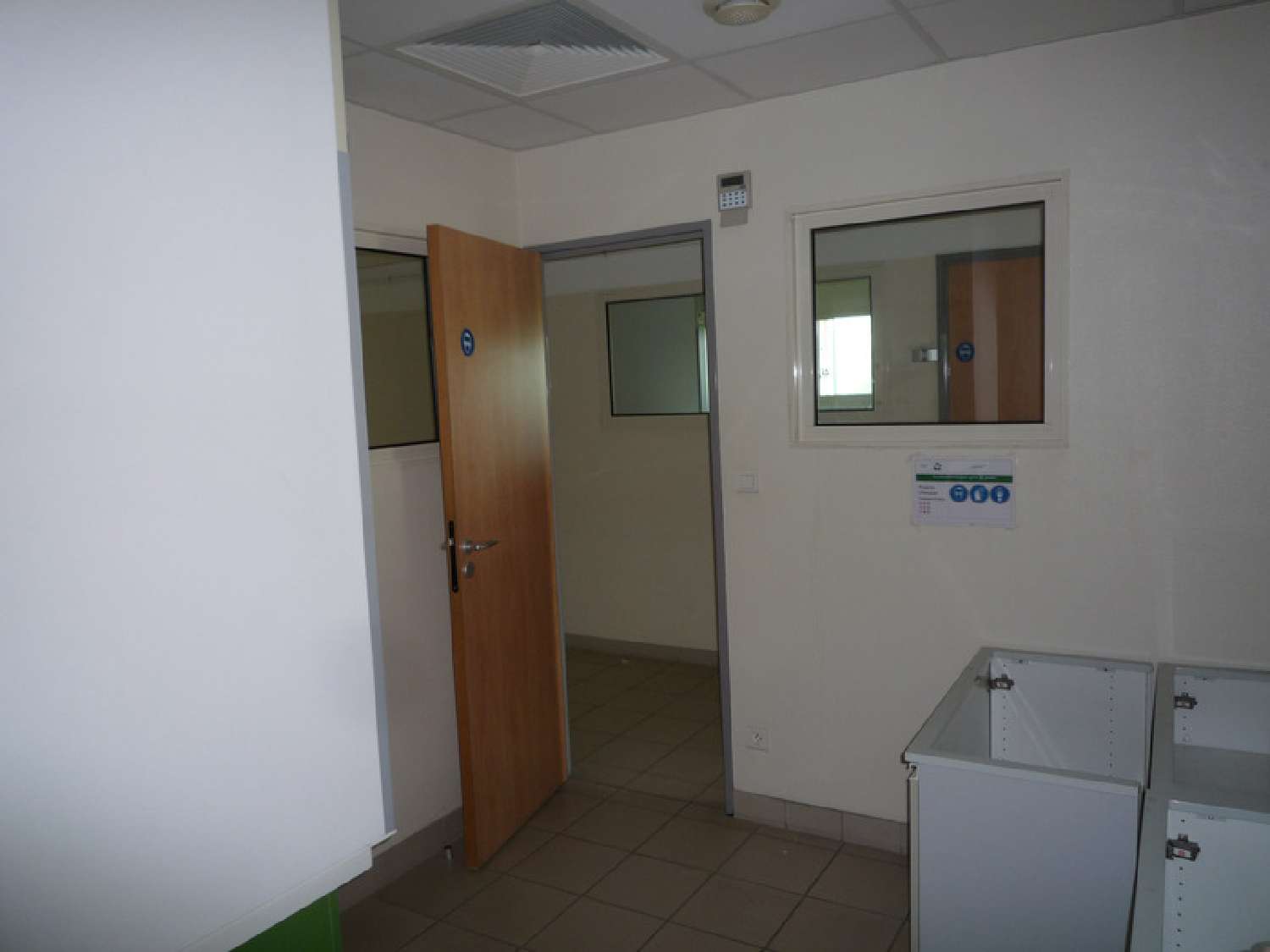  for sale office Chierry Aisne 7