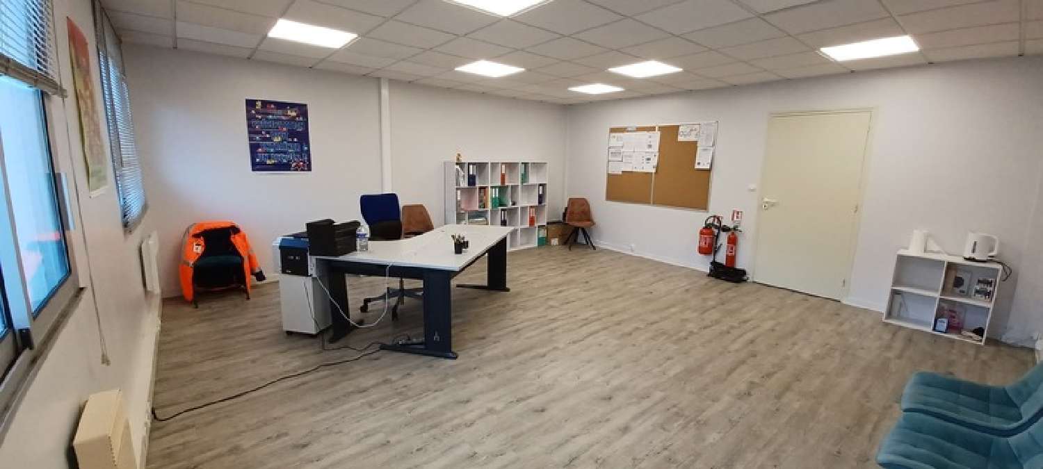 à vendre bureau Lillebonne Seine-Maritime 3