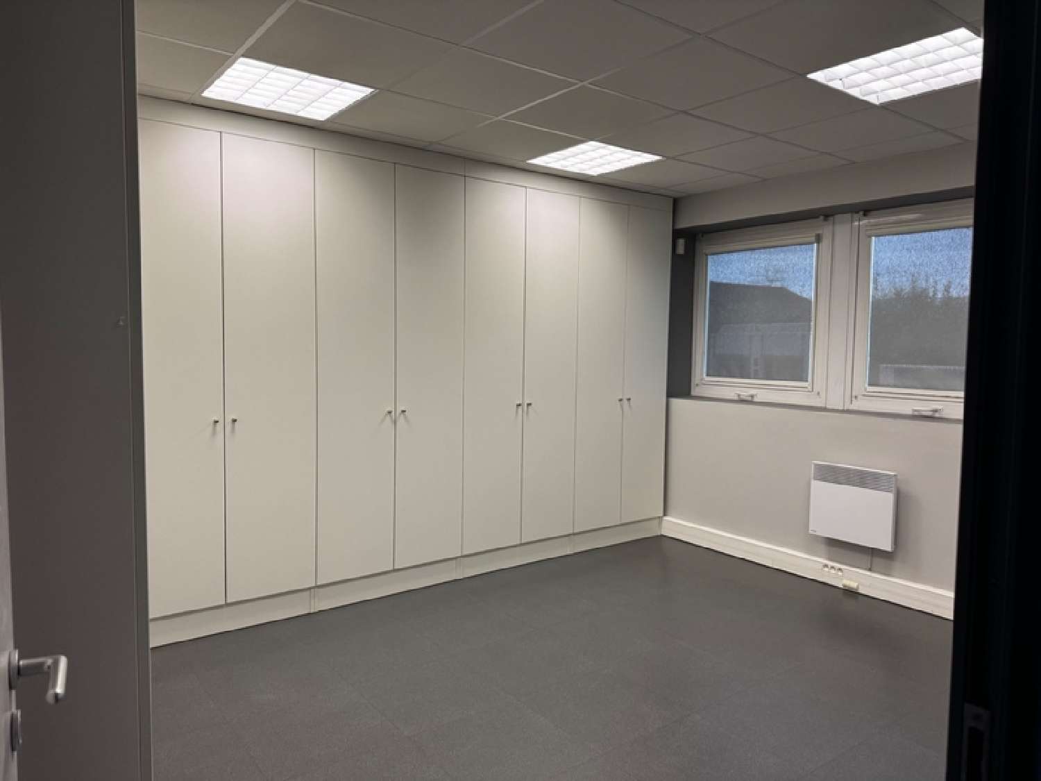 for sale office Orléans Loiret 5