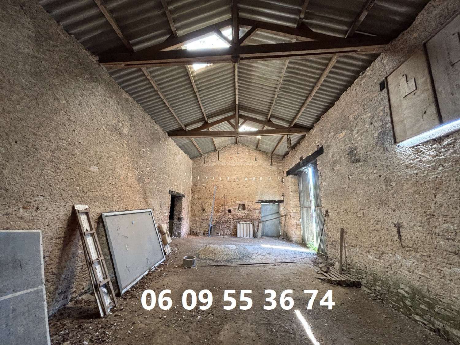 te koop kantoor Saint-Pierre-du-Chemin Vendée 1