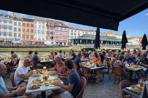 Bayonne Pirineos Atlánticos restaurante foto 7302405