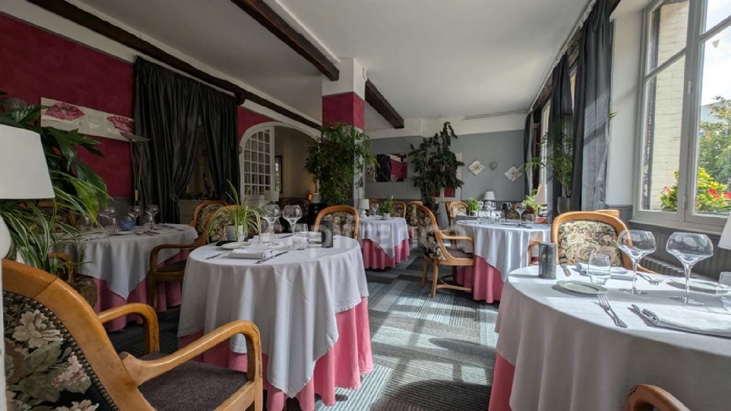  for sale restaurant Sées Orne 2