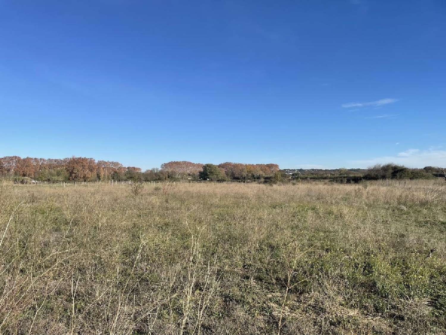  te koop terrein Aimargues Gard 4