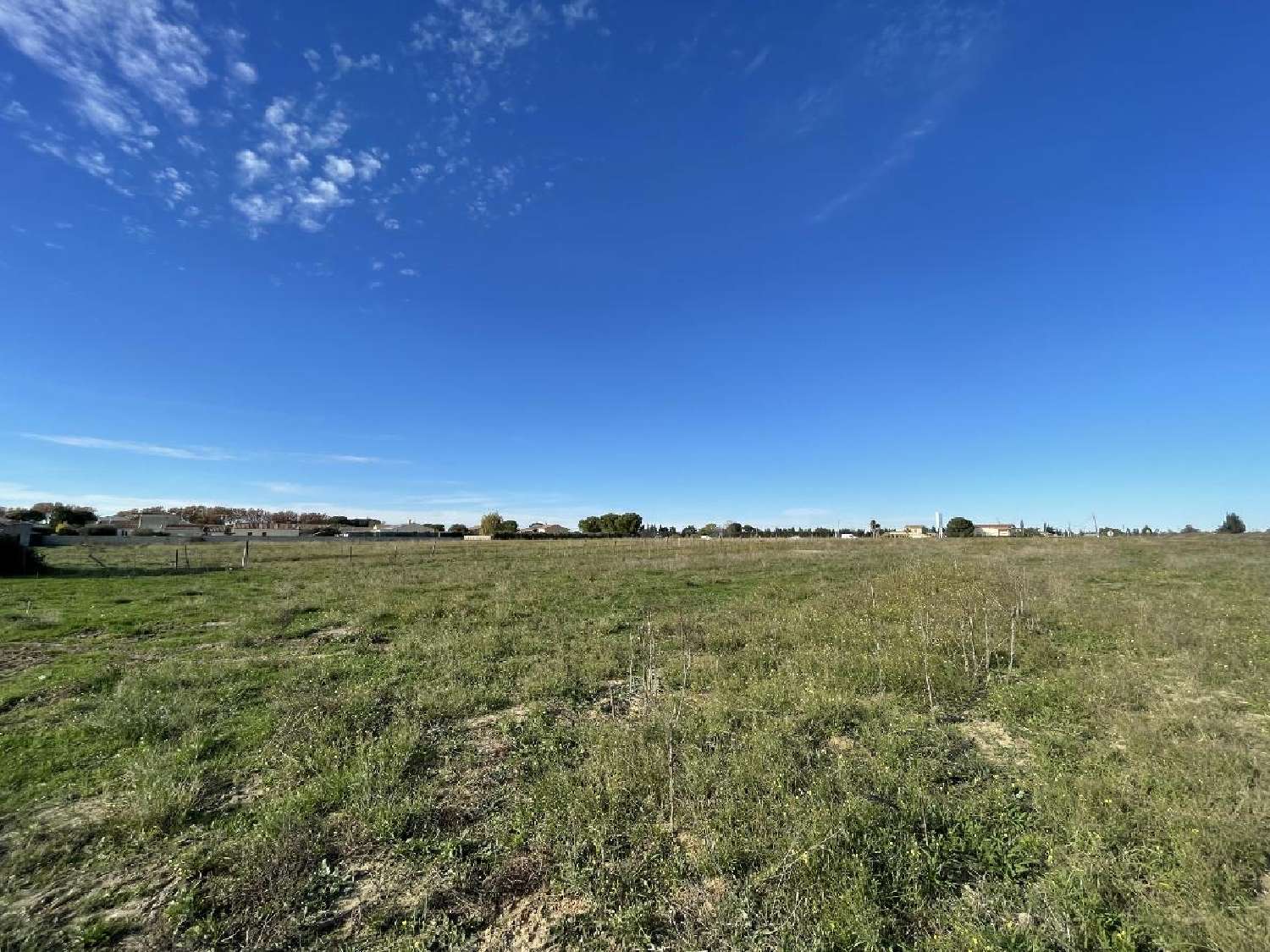  te koop terrein Aimargues Gard 5