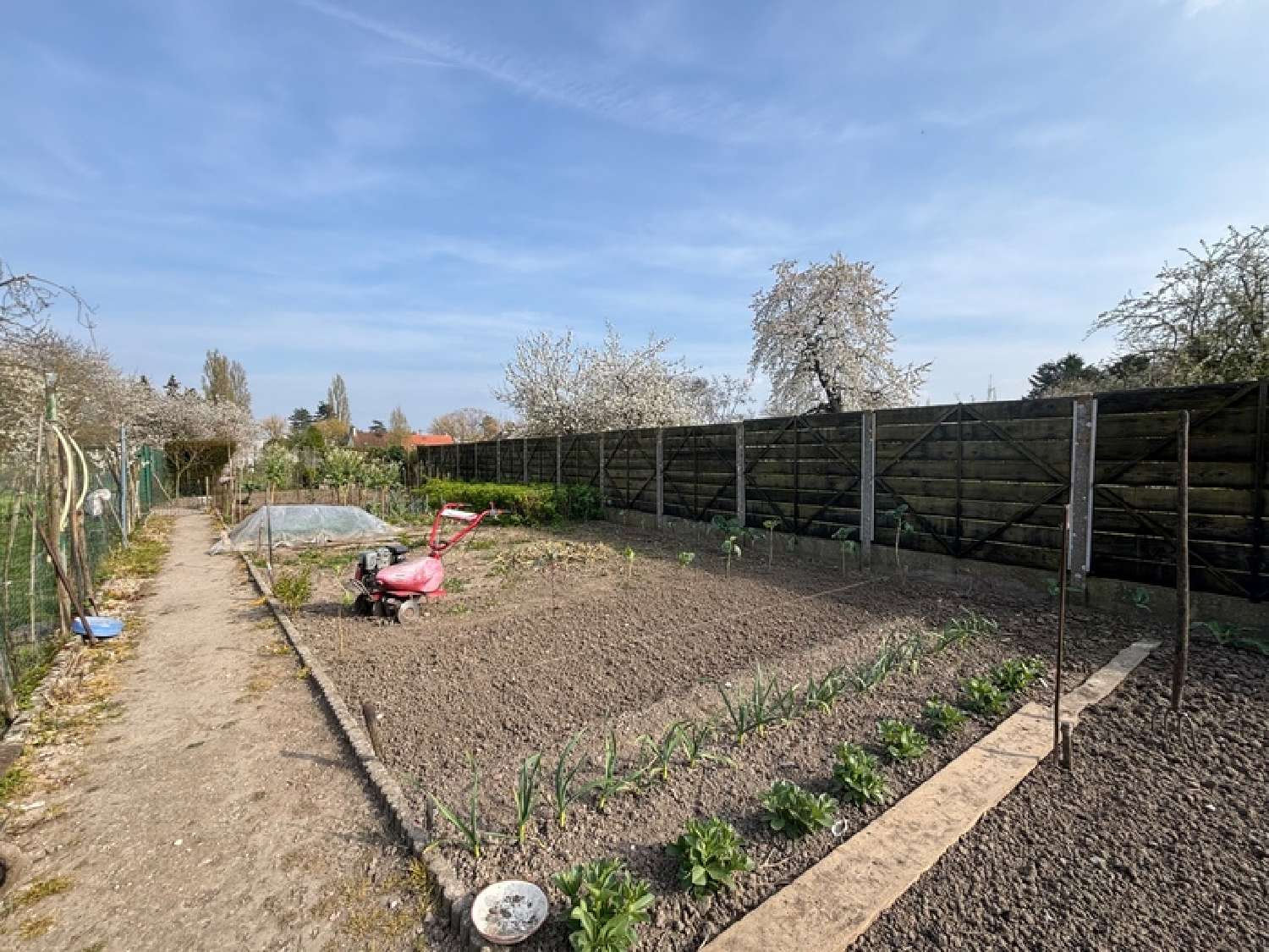  for sale terrain Chevilly Loiret 2