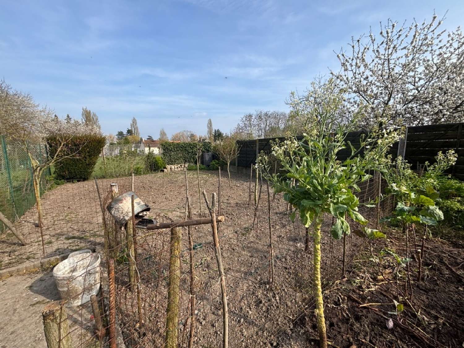  for sale terrain Chevilly Loiret 3