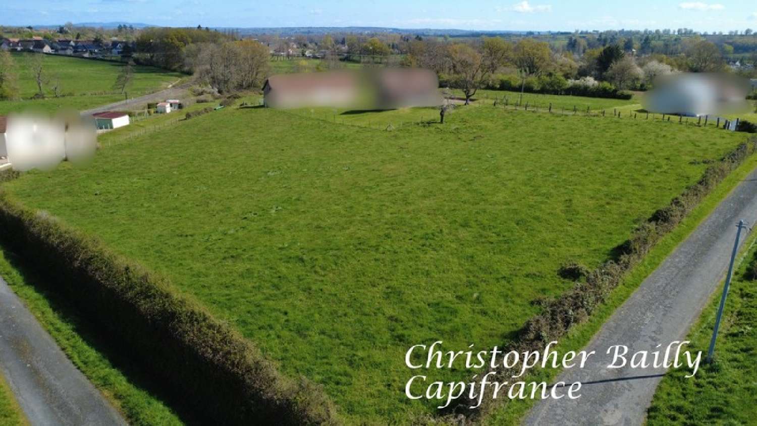  te koop terrein Dompierre-sur-Besbre Allier 1