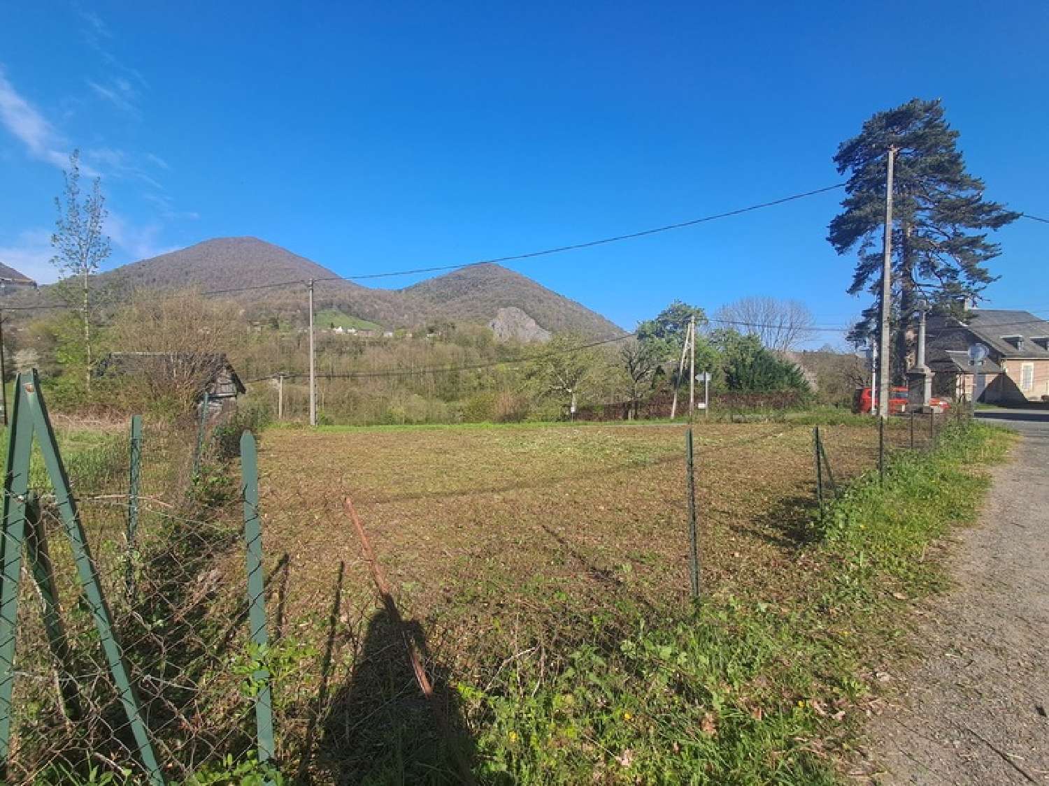  te koop terrein Hèches Hautes-Pyrénées 2