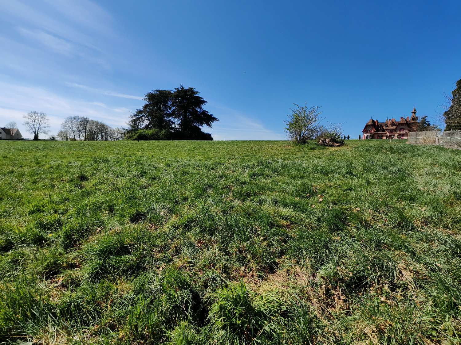  te koop terrein Issy-l'Évêque Saône-et-Loire 2