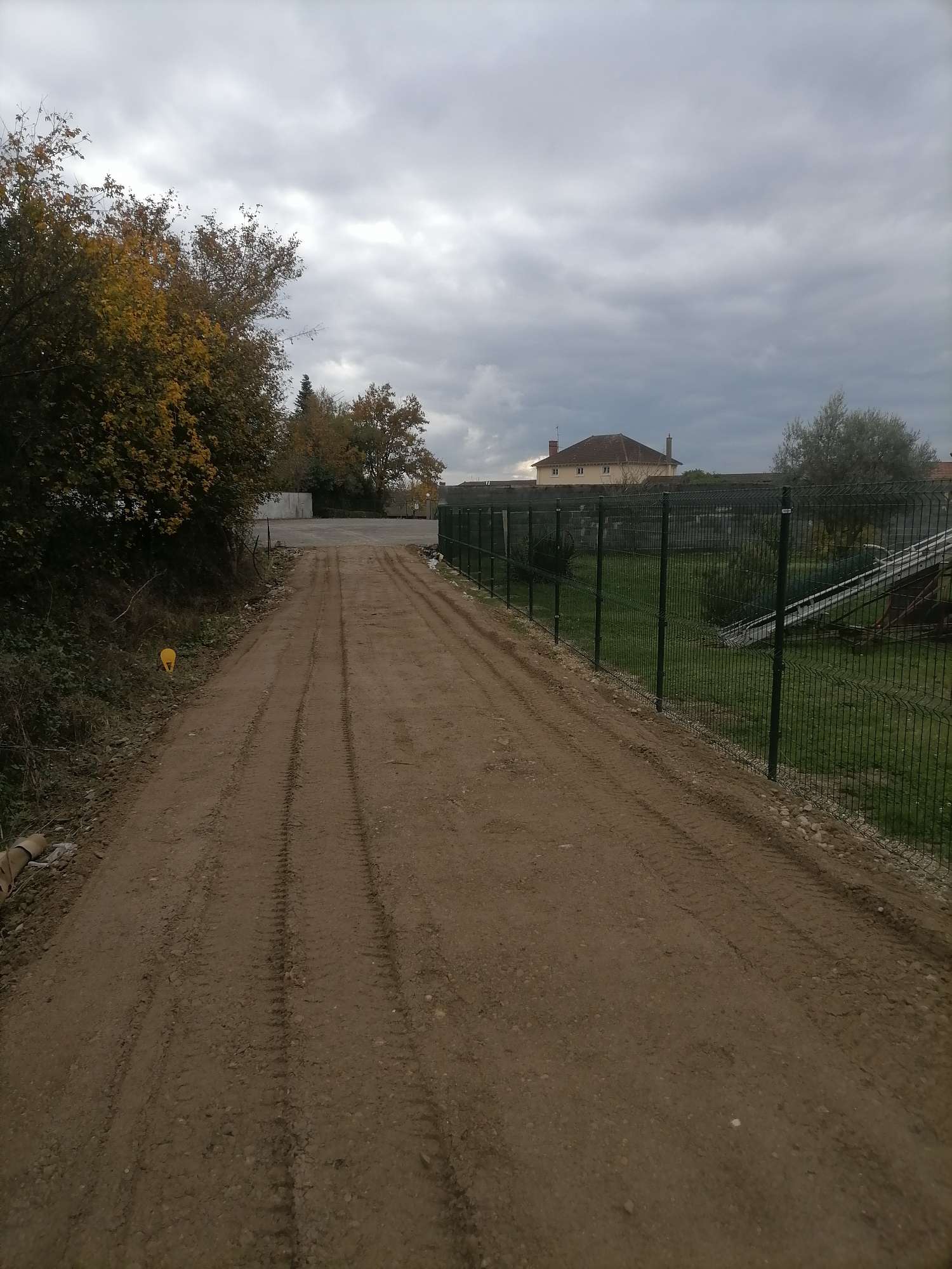  te koop terrein Mézériat Ain 3