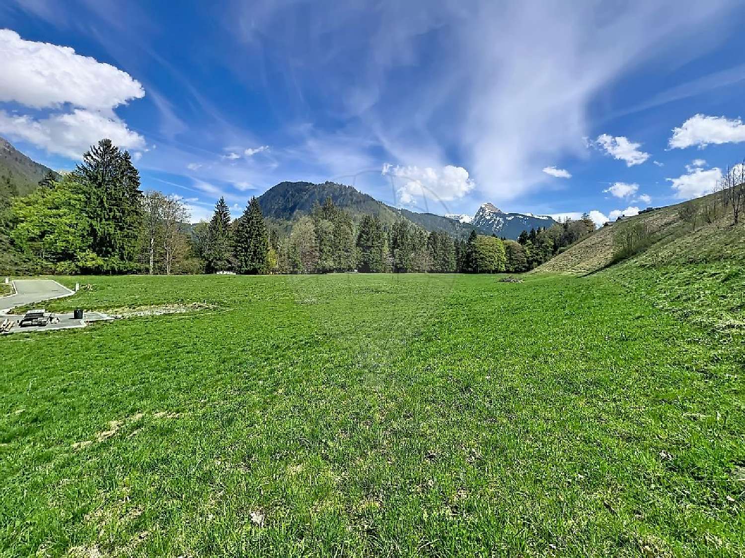  te koop terrein Montriond Haute-Savoie 1