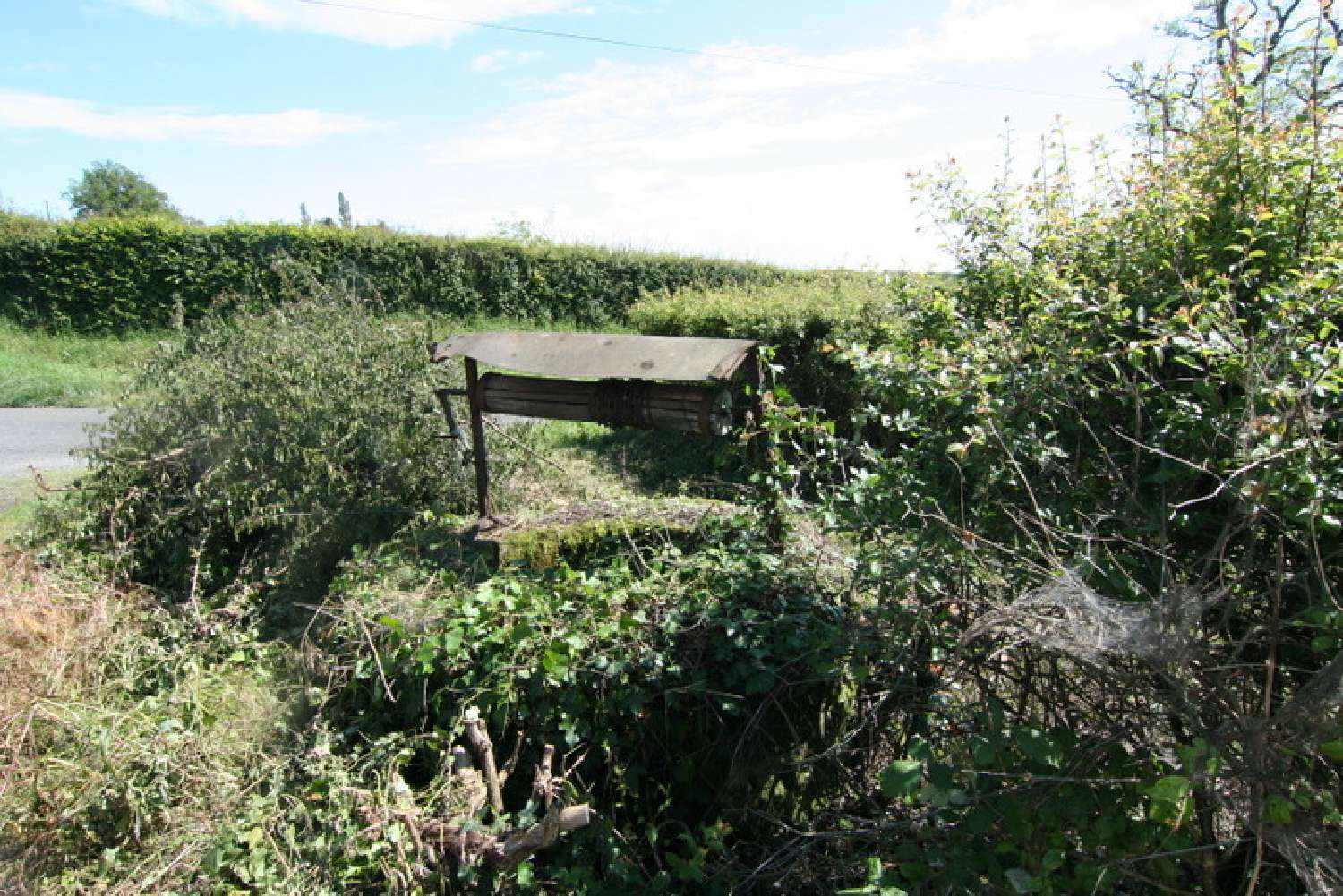  te koop terrein Saint-Seine Nièvre 5