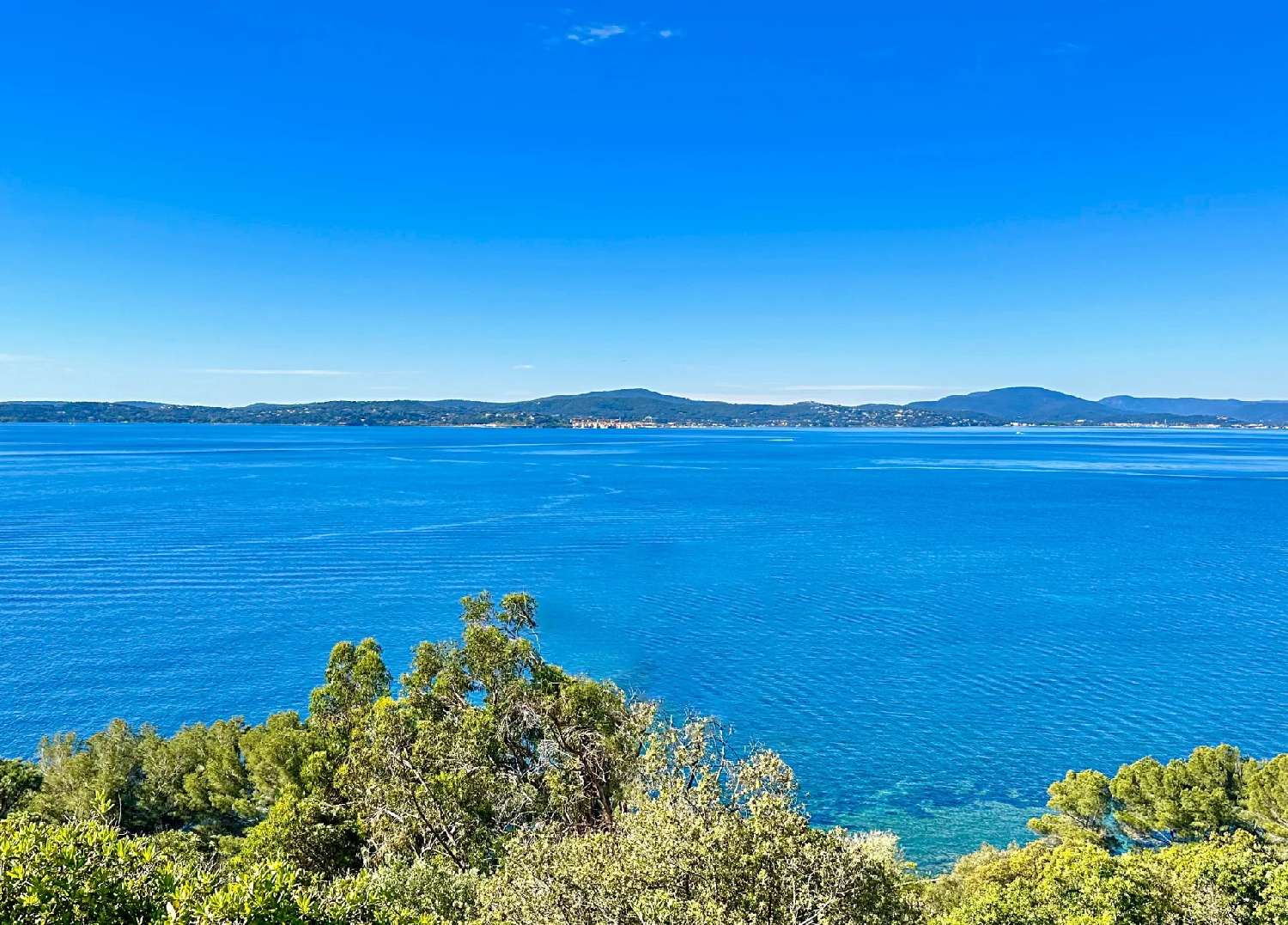  à vendre terrain Sainte-Maxime Var 2