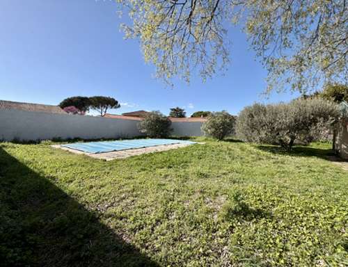 Vergèze Gard Grundstück Bild 7303411